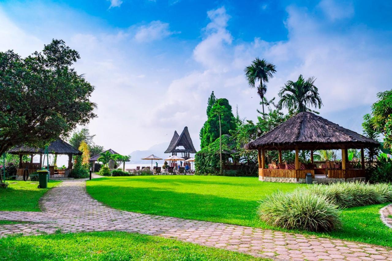 Tabo Cottages Tuk Tuk Exterior photo