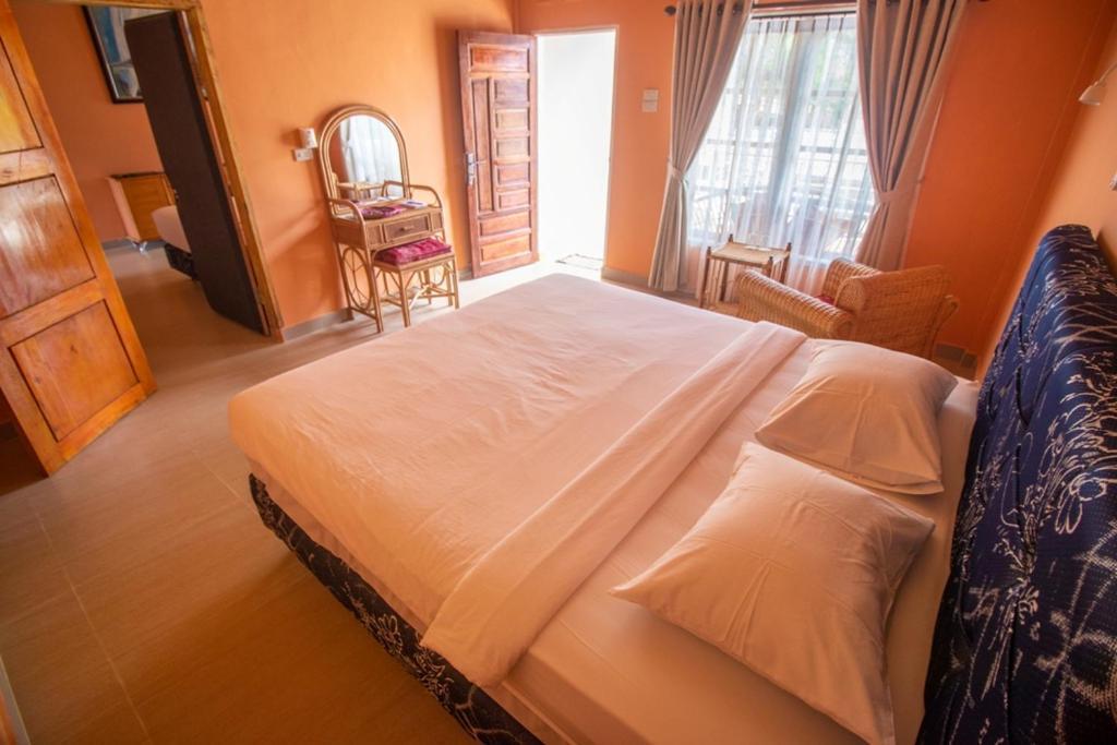 Tabo Cottages Tuk Tuk Exterior photo