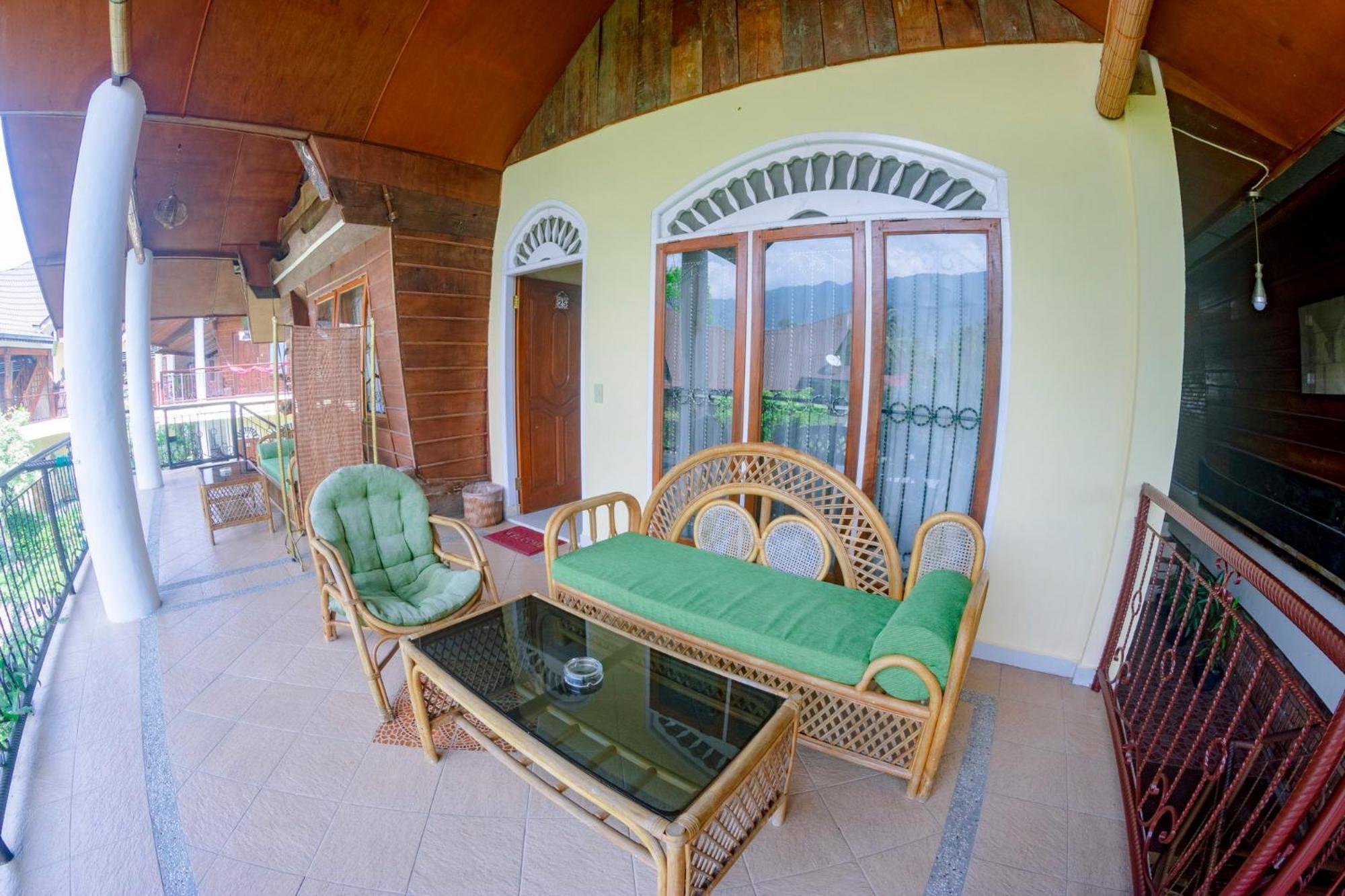 Tabo Cottages Tuk Tuk Exterior photo